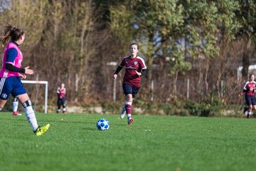 Bild 57 - B-Juniorinnen Halstenbek-Rellingen - Hamburger SV 2 : Ergebnis: 3:8